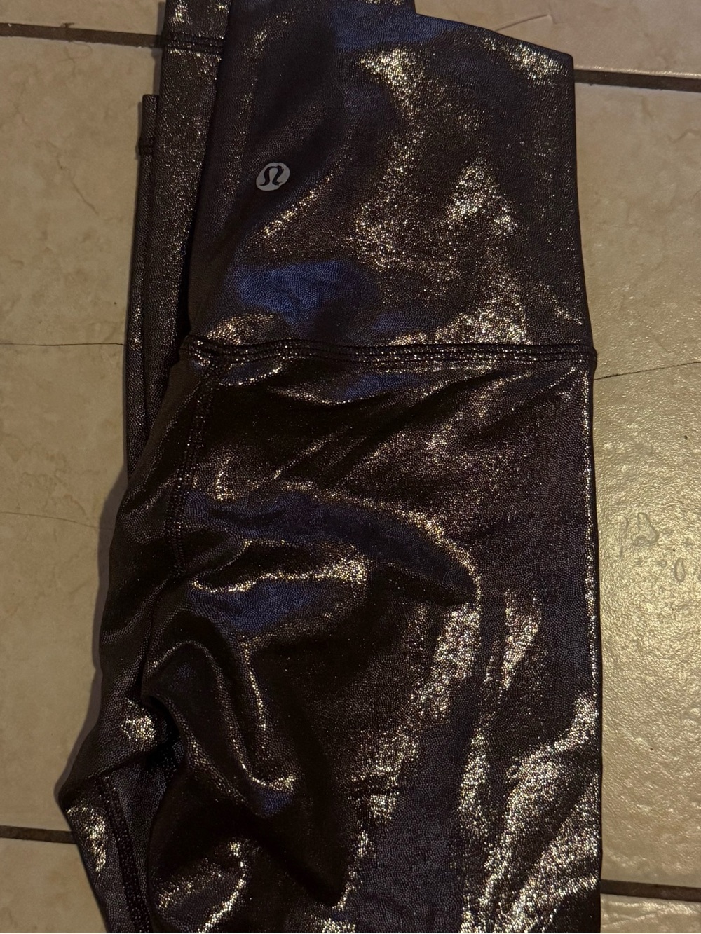lululemon athletica Black Shiny Fabric Legging Tag Visible